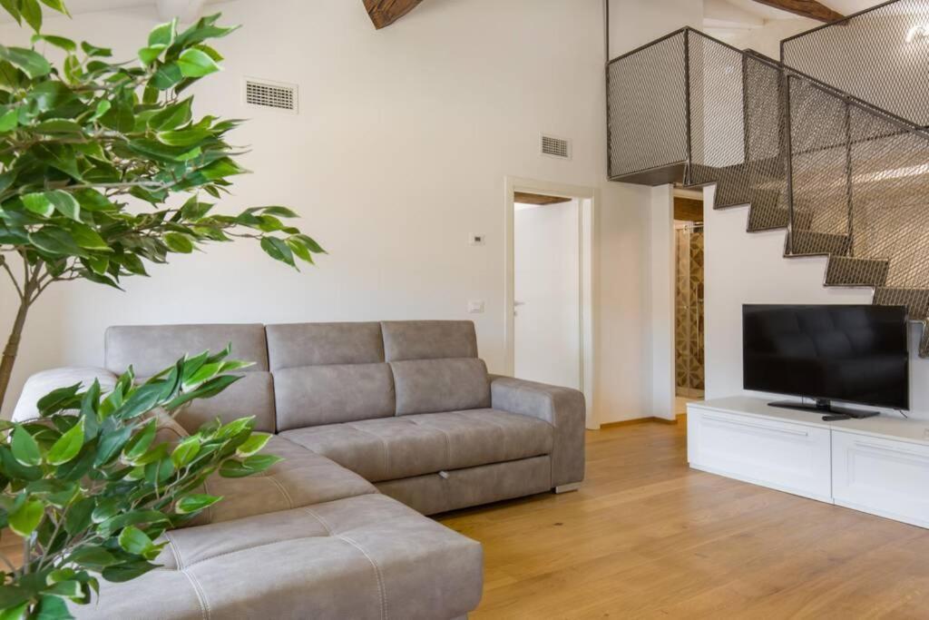 Apartament Luxury Design Apt With Amazing View Werona Zewnętrze zdjęcie