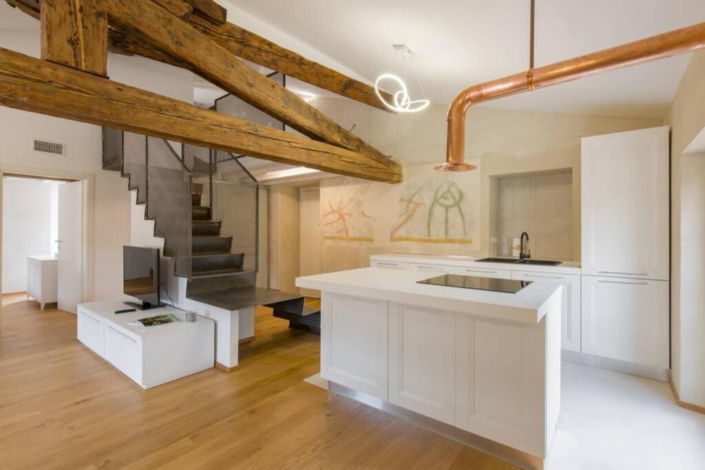 Apartament Luxury Design Apt With Amazing View Werona Zewnętrze zdjęcie